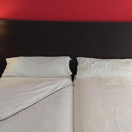 Hostal Meson De Paco Cariñena Eksteriør bilde