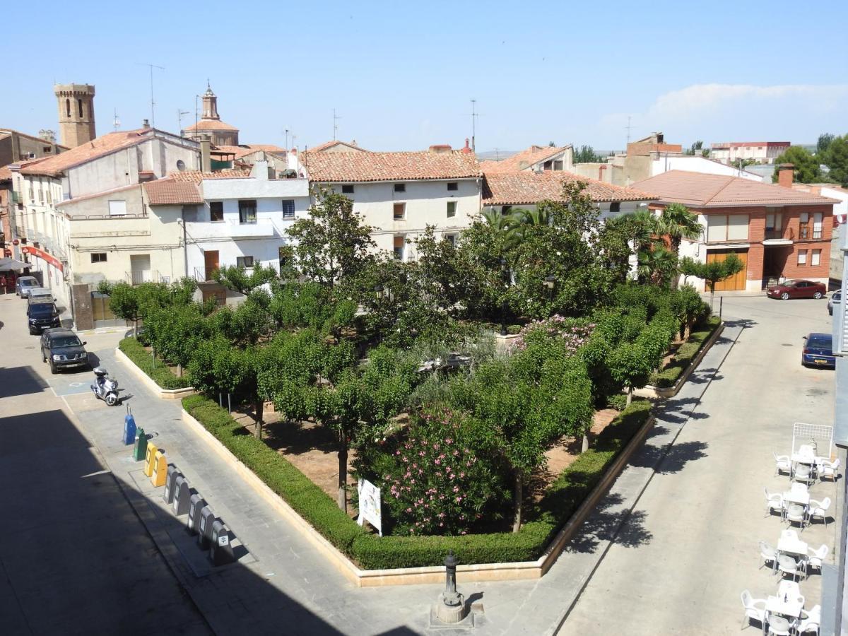 Hostal Meson De Paco Cariñena Eksteriør bilde