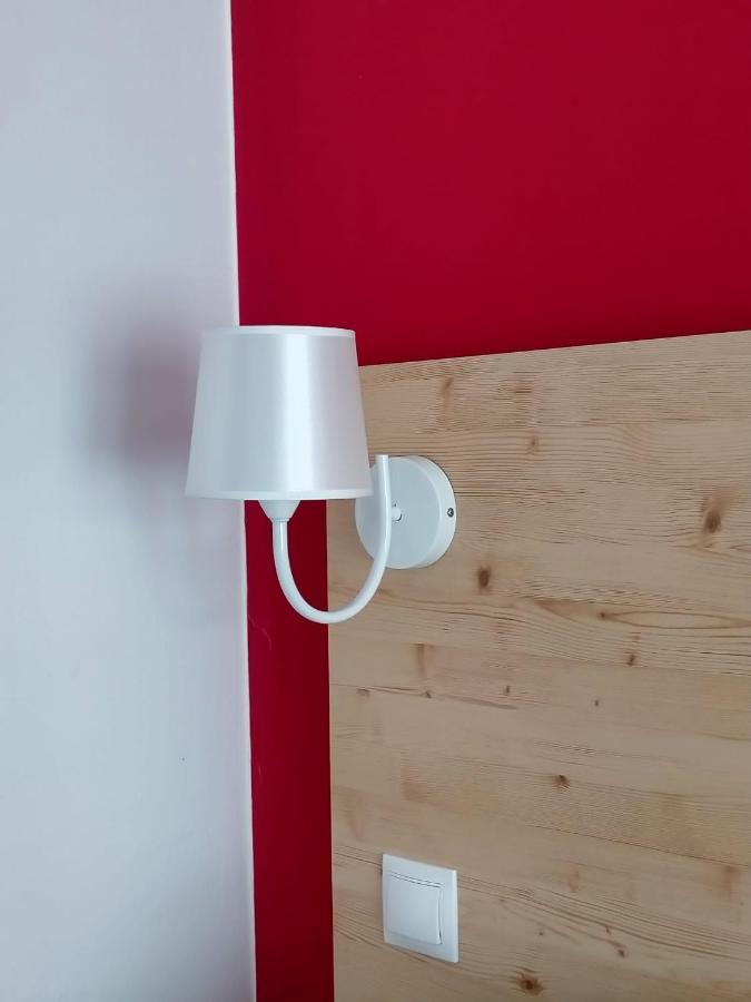 Hostal Meson De Paco Cariñena Eksteriør bilde